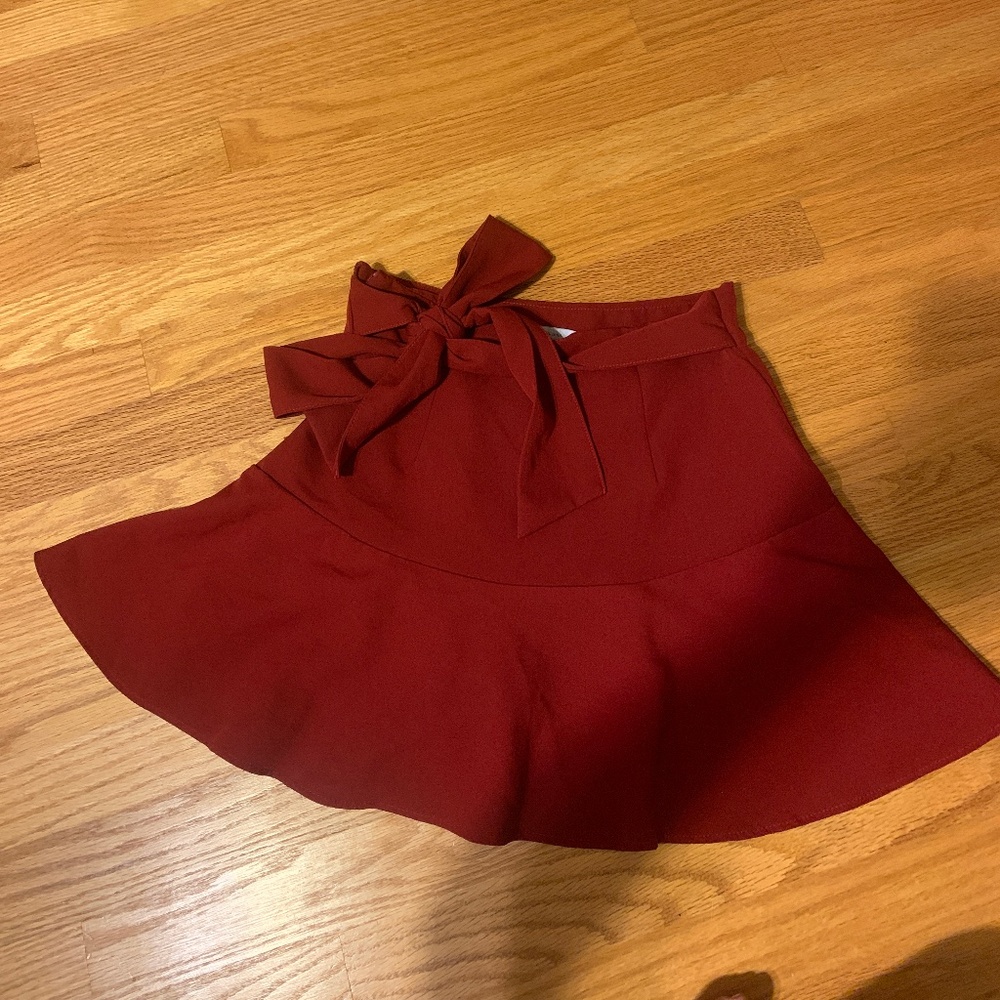 Zara Dark Red mini skirt adjustable bow bow (built in shorts)